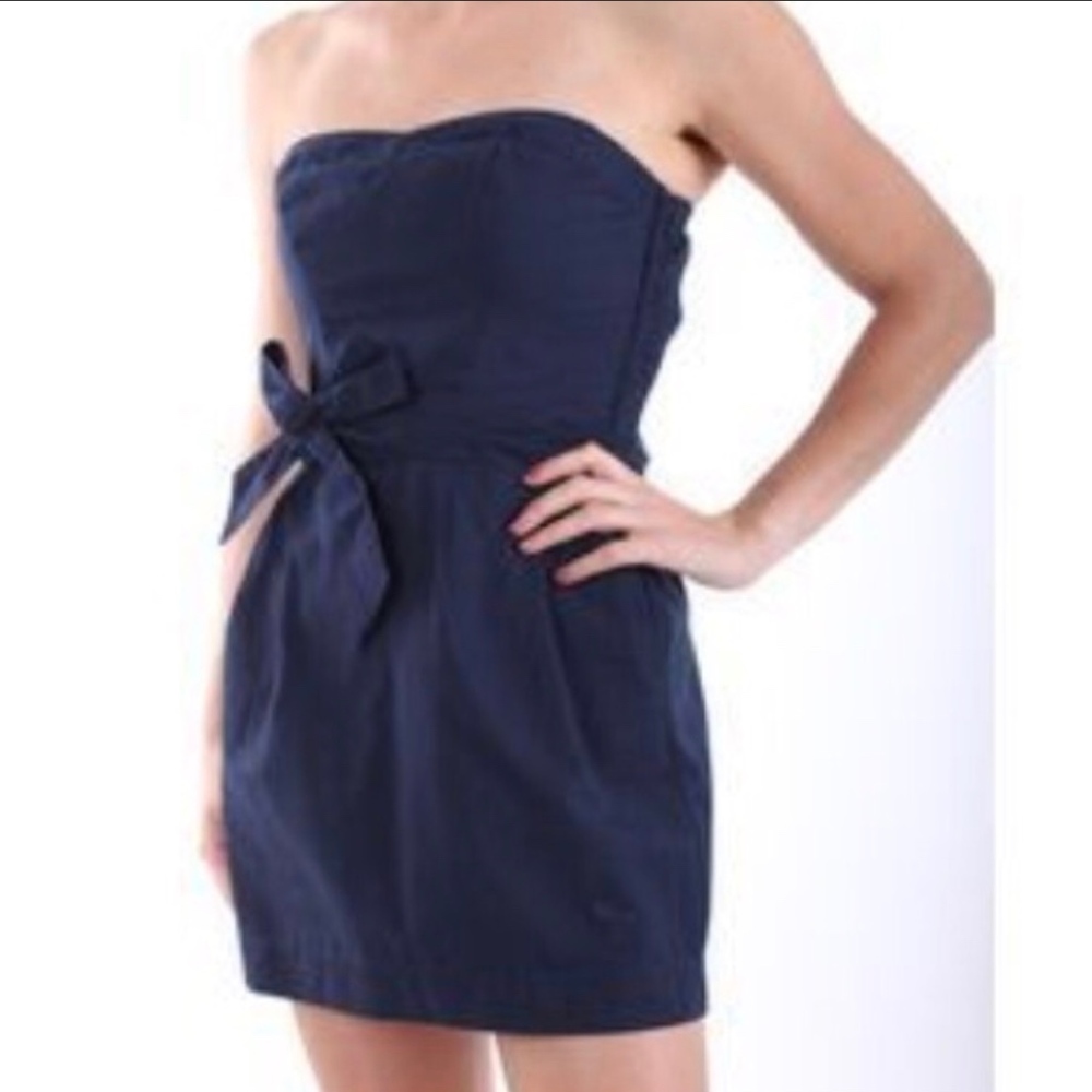 A& F Navy strapless Dress